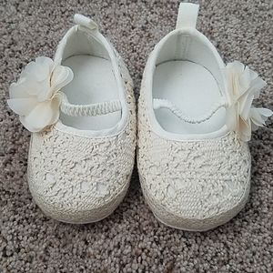 Baby girl crochet shoes